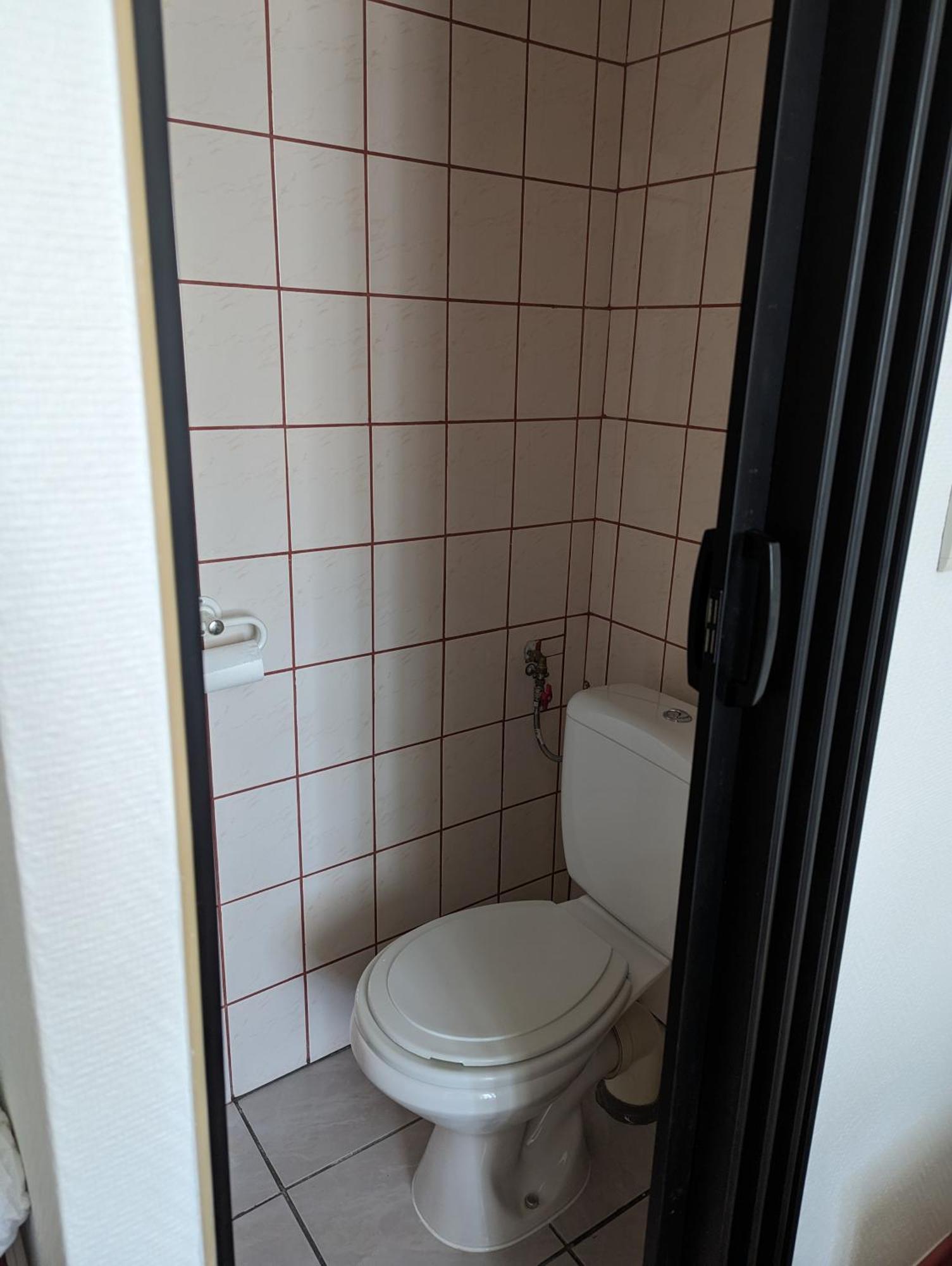 Auberge Des Pins 오브나 외부 사진