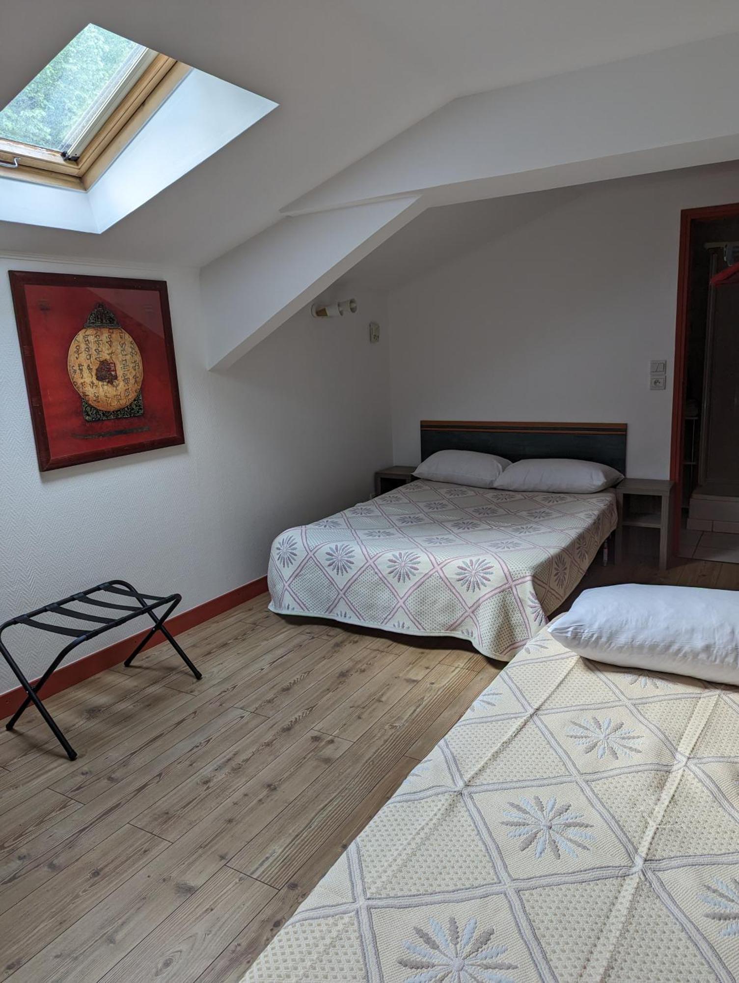 Auberge Des Pins 오브나 외부 사진