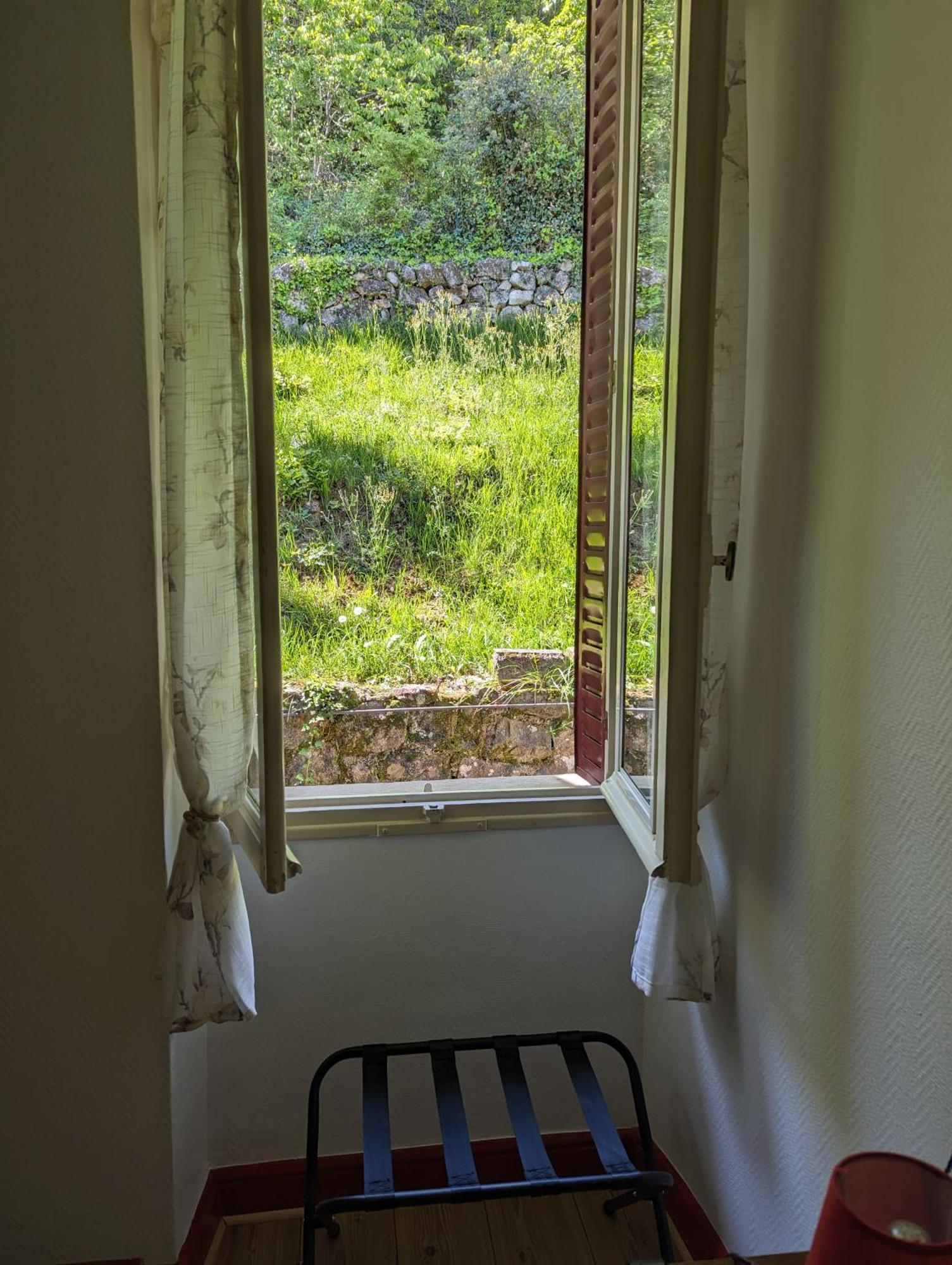 Auberge Des Pins 오브나 외부 사진