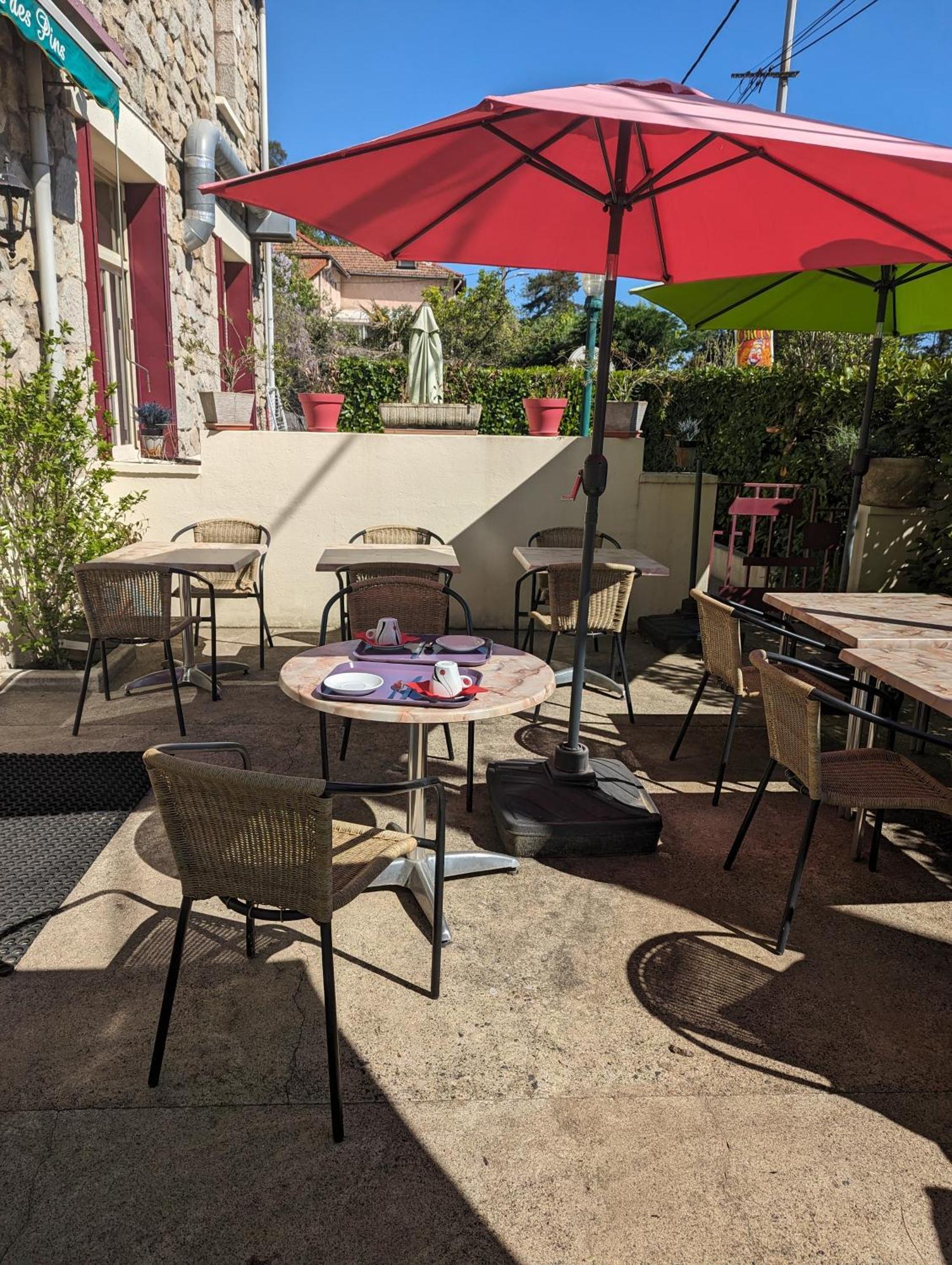Auberge Des Pins 오브나 외부 사진